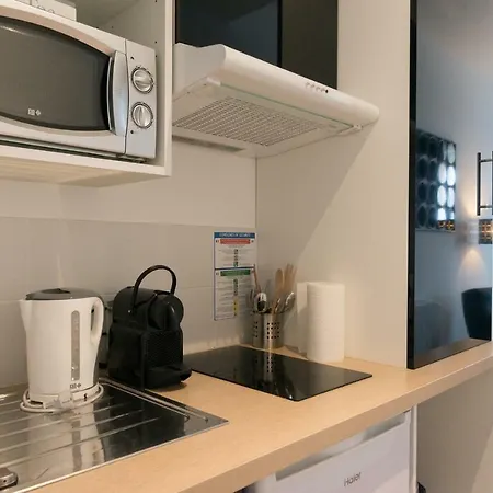 Apartment Black Loft Ramblas Centre *